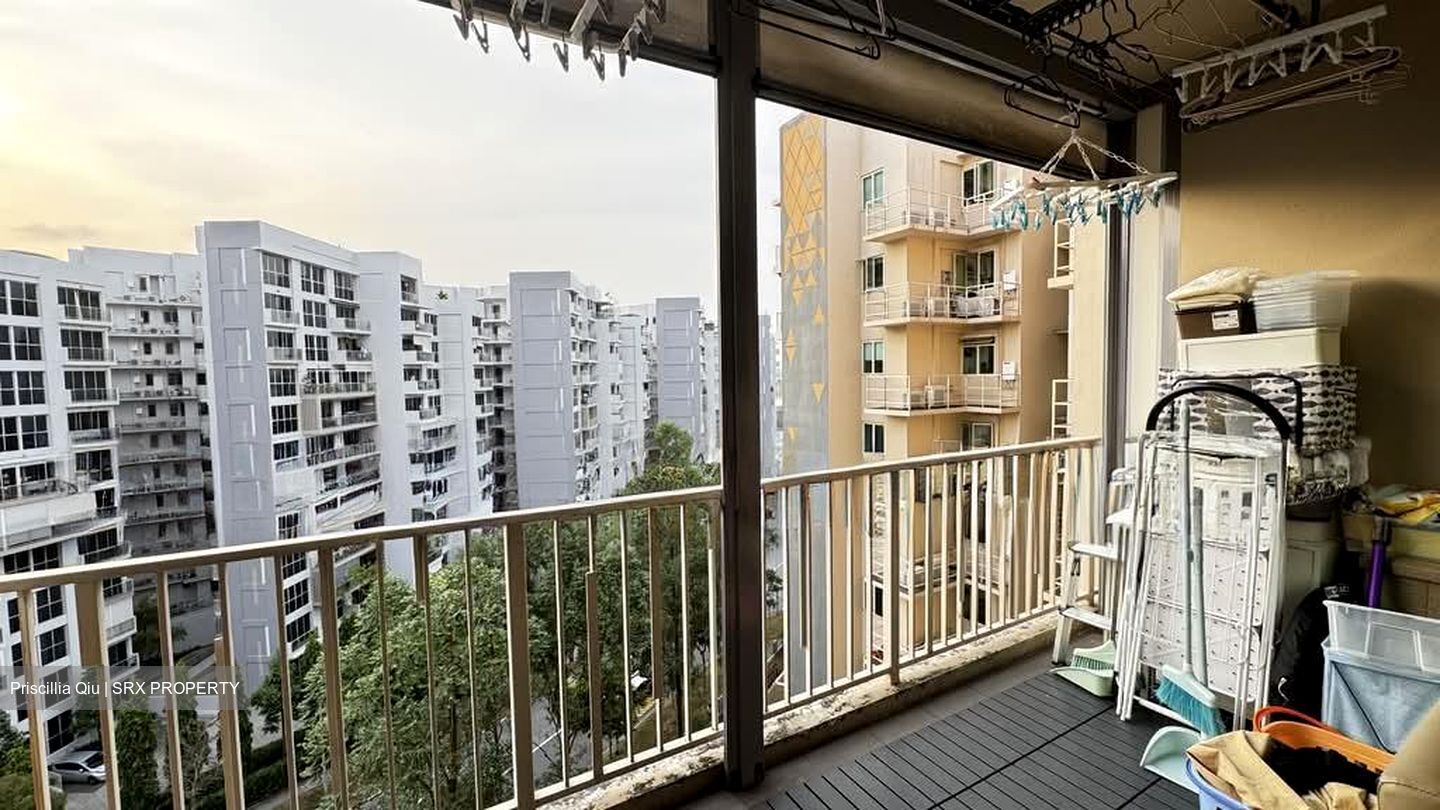 Watercolours (D18), Condominium #621110021